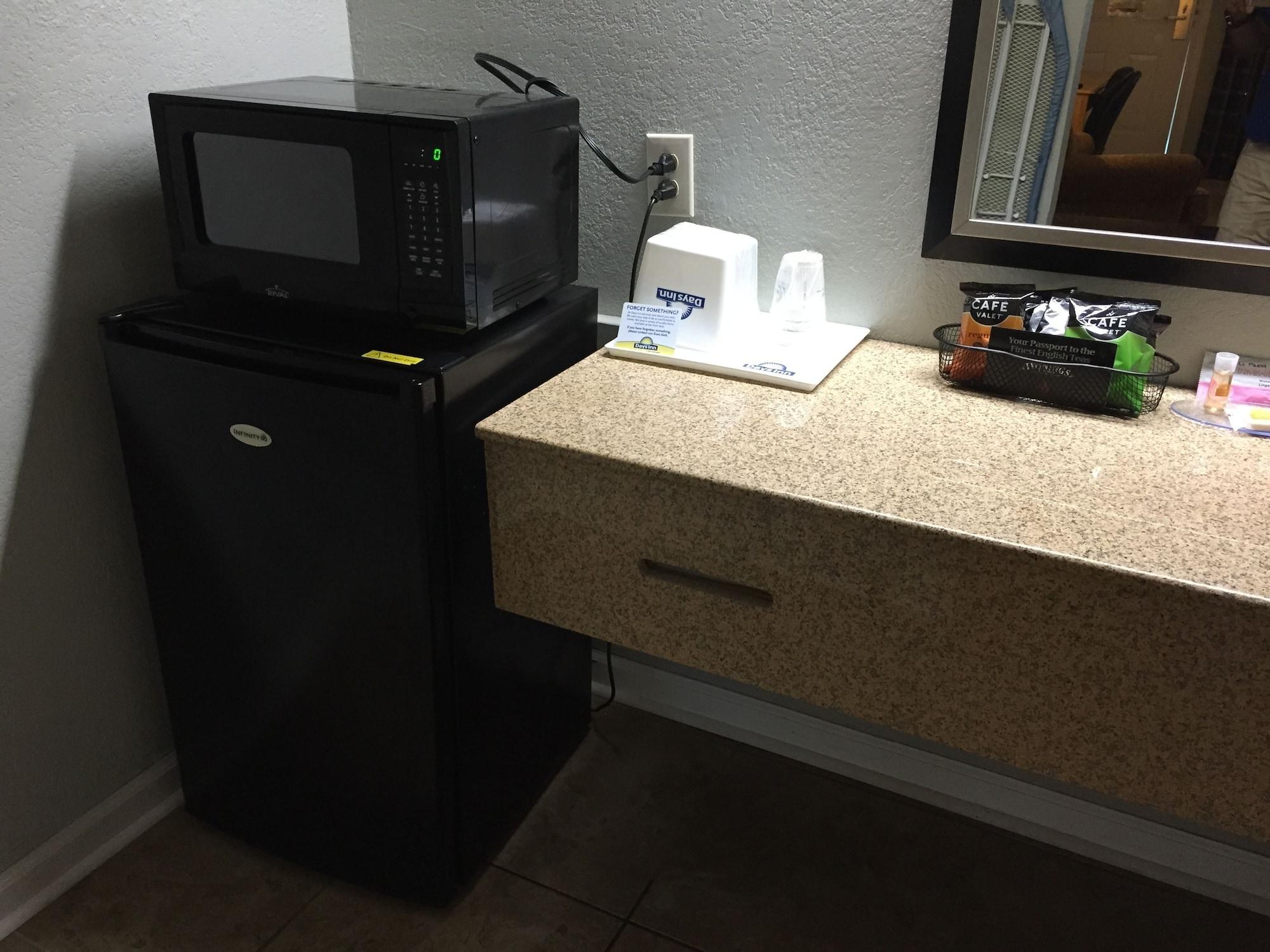 Days Inn By Wyndham New Braunfels Esterno foto