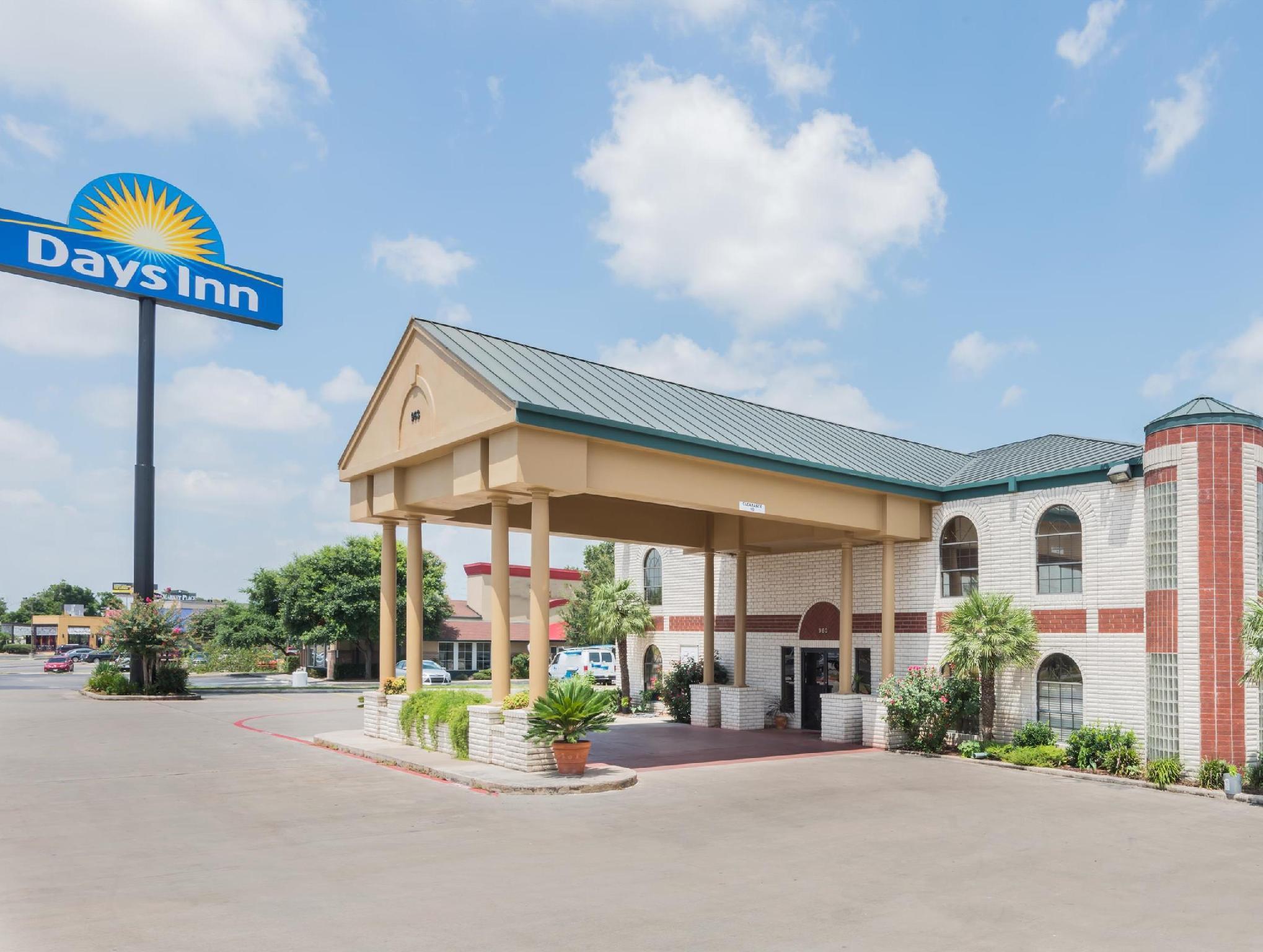 Days Inn By Wyndham New Braunfels Esterno foto