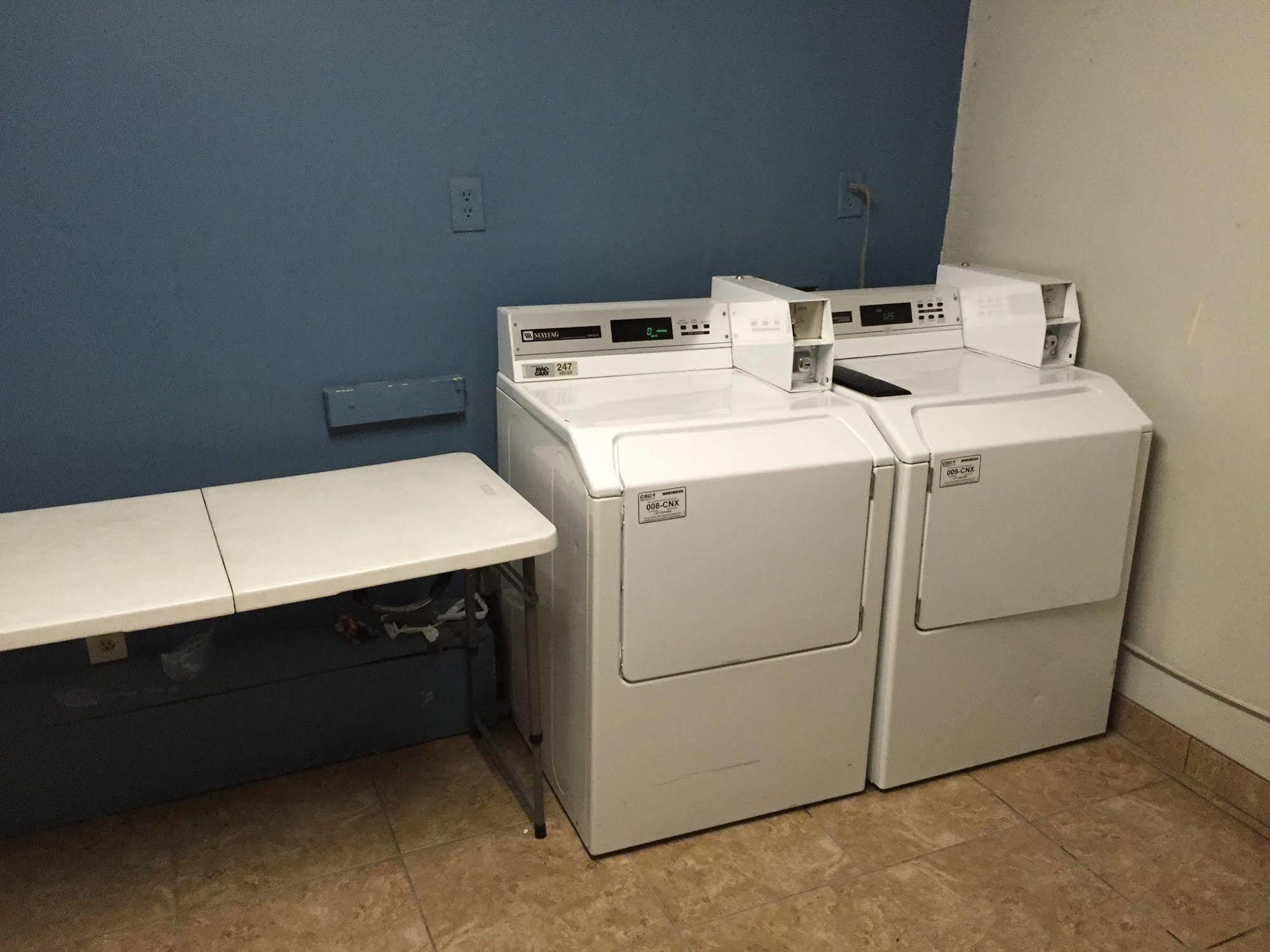 Days Inn By Wyndham New Braunfels Esterno foto